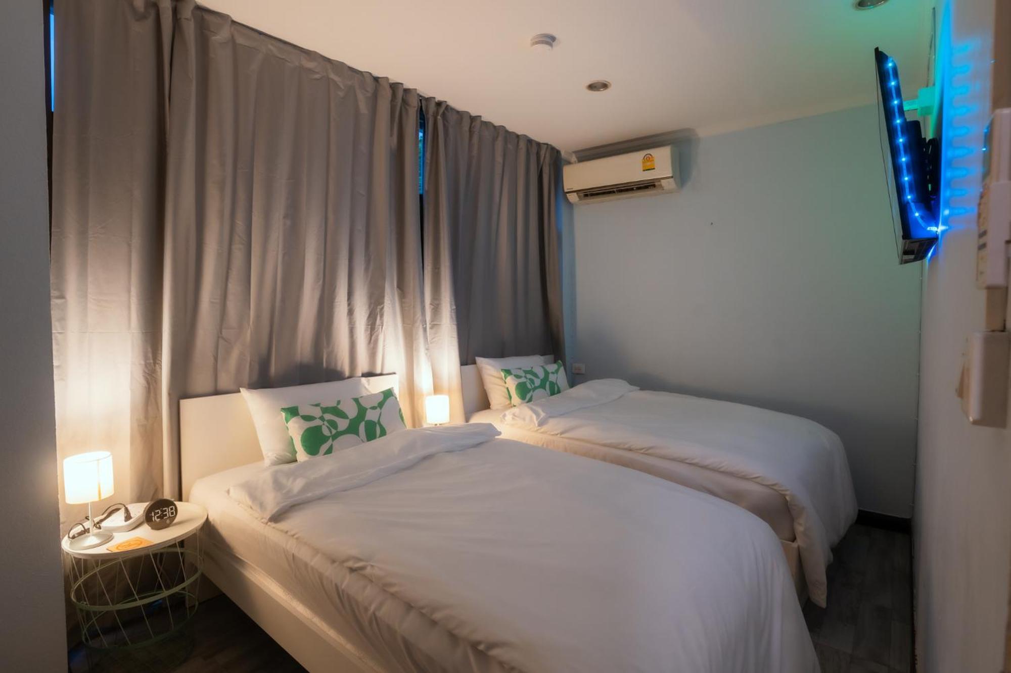 420 Hostel - Ekkamai Buds & Beds 曼谷 外观 照片