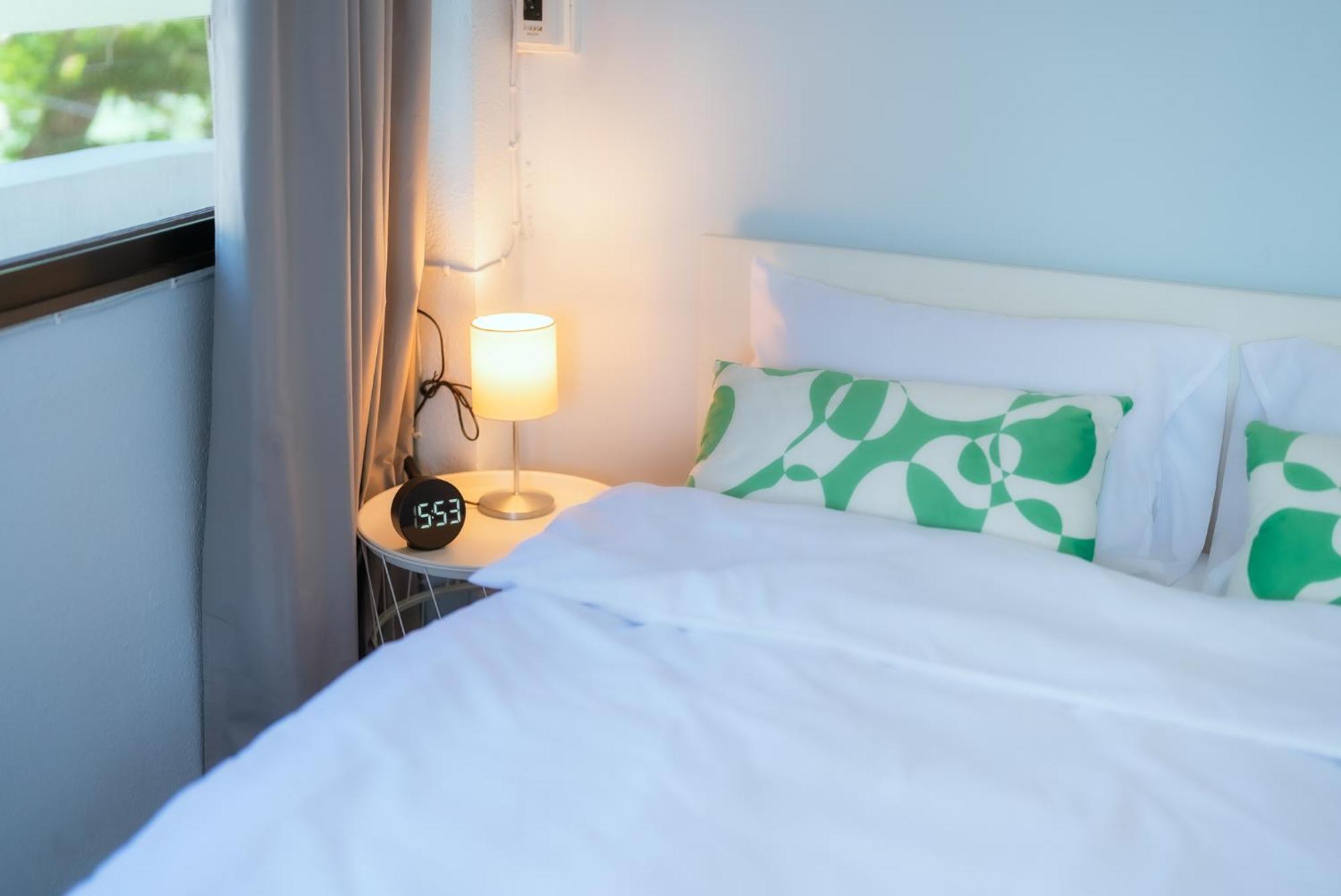 420 Hostel - Ekkamai Buds & Beds 曼谷 外观 照片