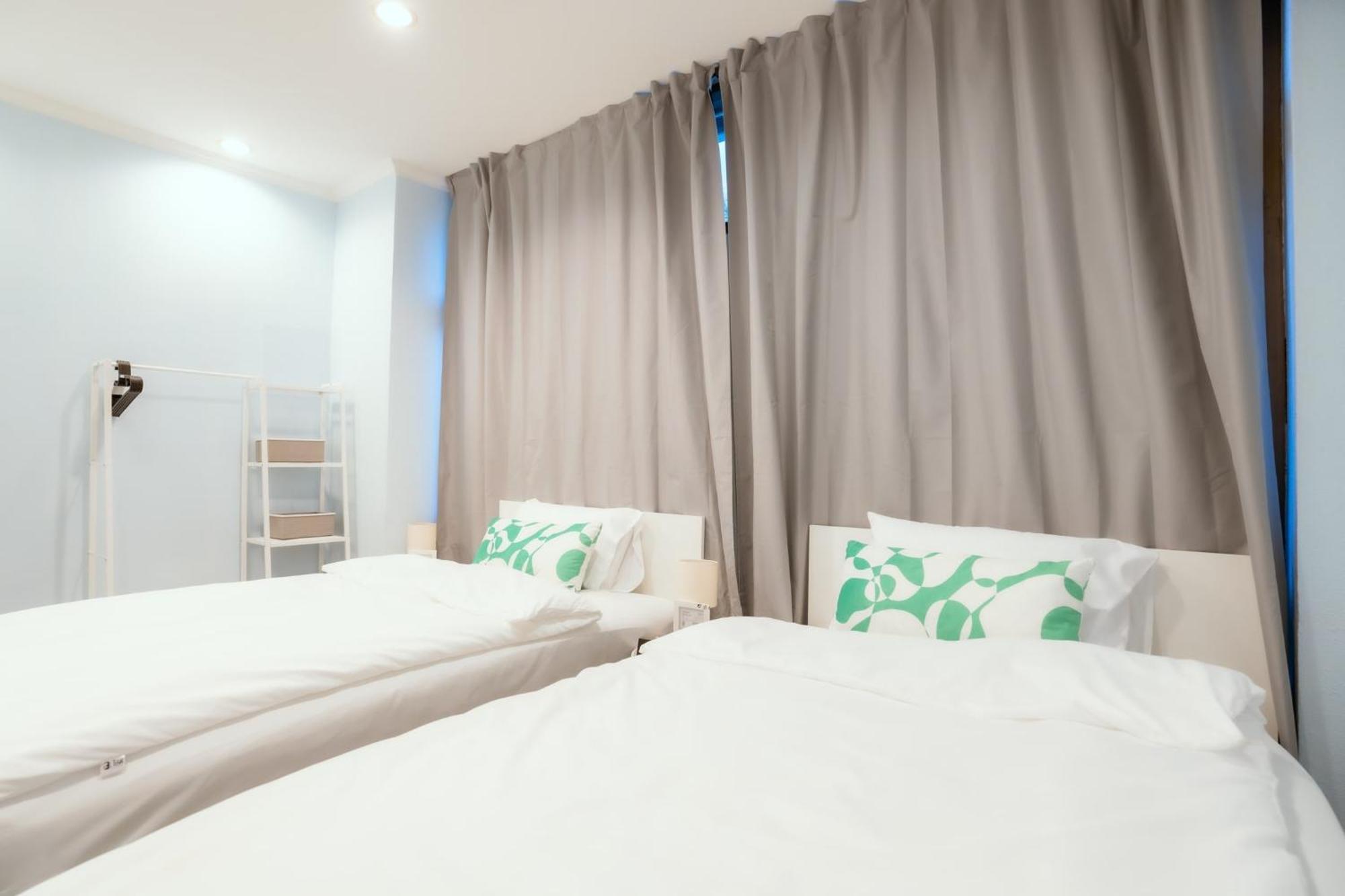 420 Hostel - Ekkamai Buds & Beds 曼谷 外观 照片