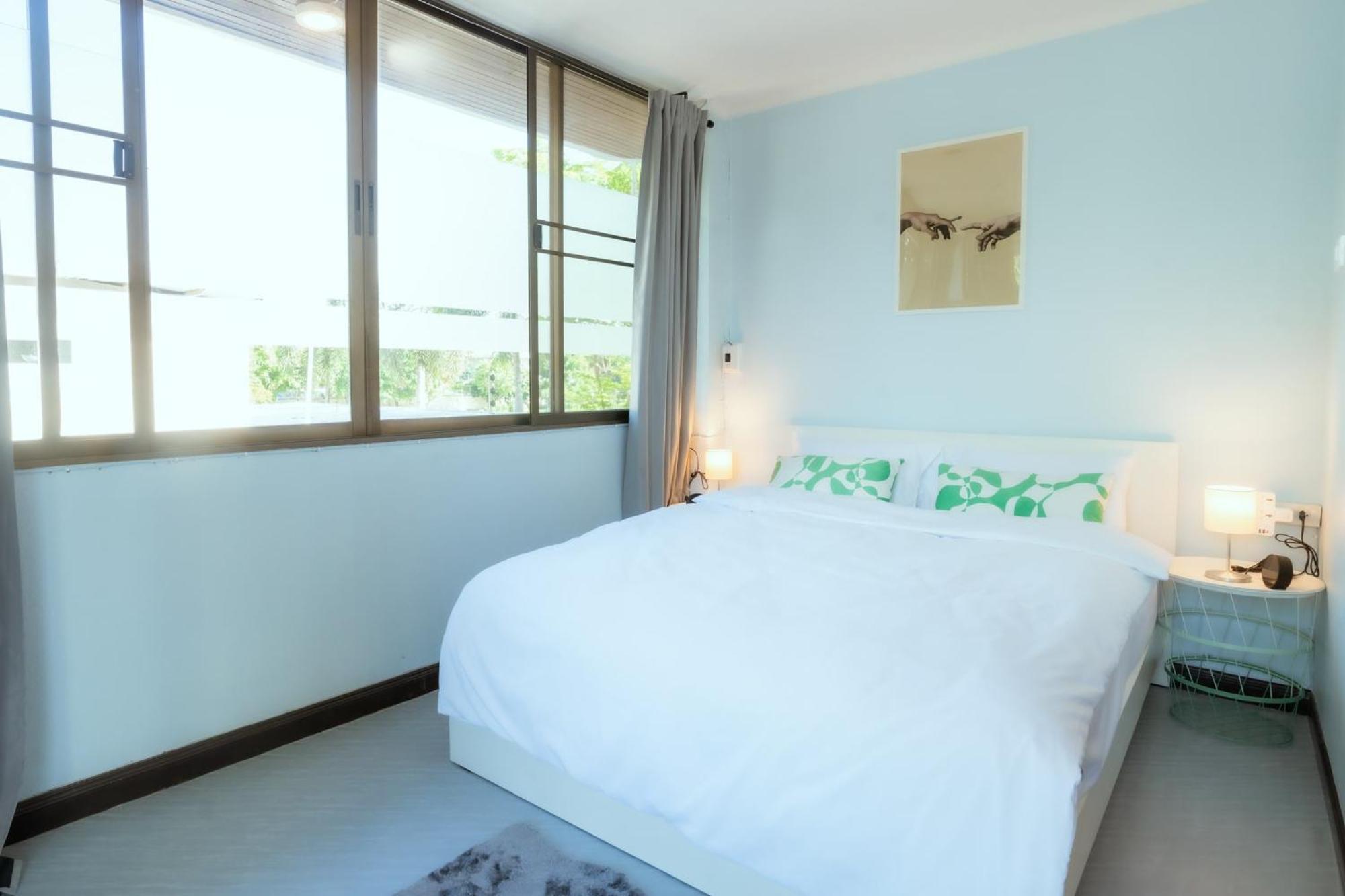 420 Hostel - Ekkamai Buds & Beds 曼谷 外观 照片
