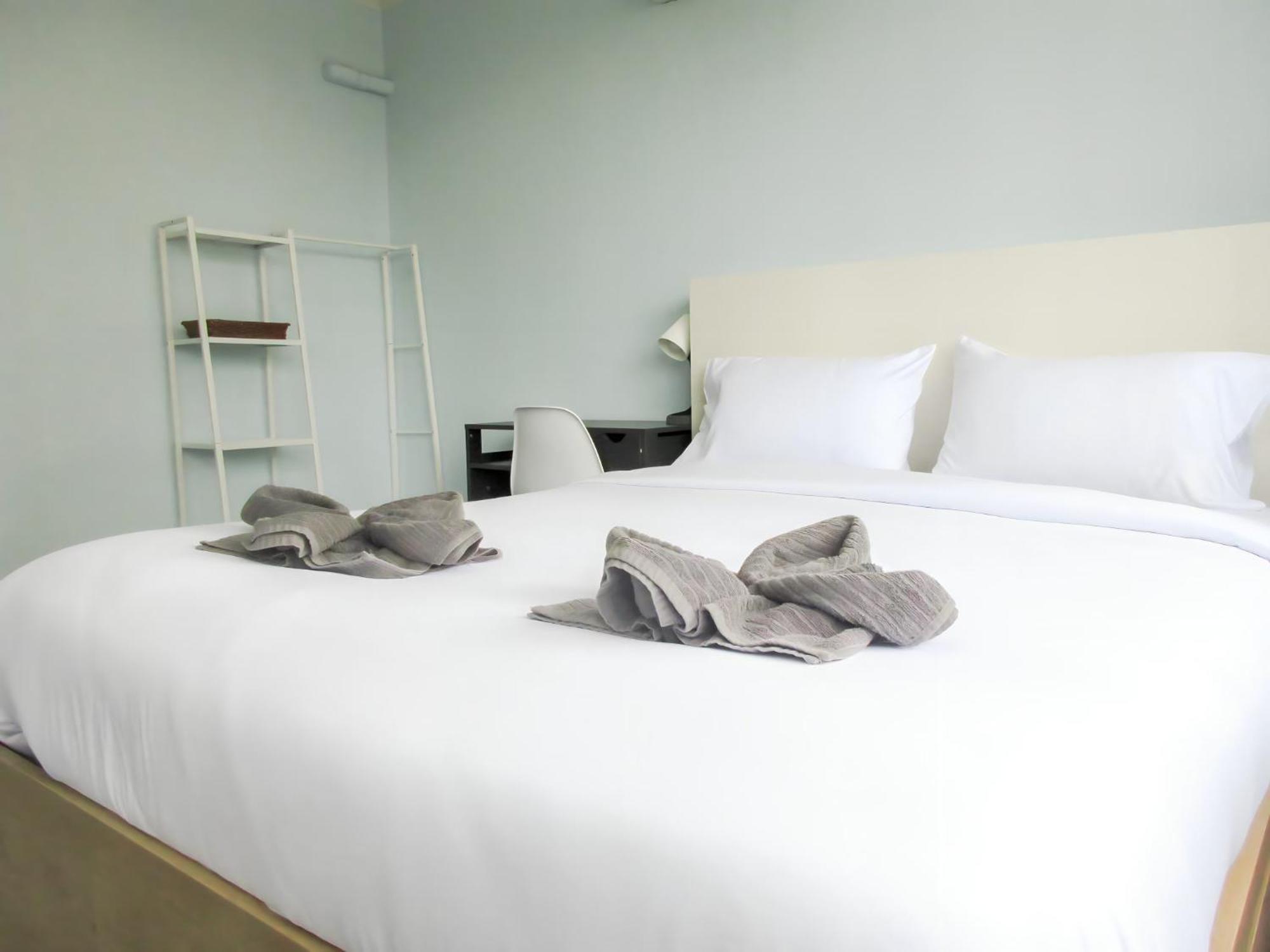 420 Hostel - Ekkamai Buds & Beds 曼谷 外观 照片